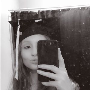 Meet your Posher, Caylee